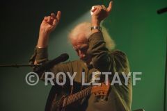 Hugues-Aufray-Sanary-Galli-2021-GuitareTV-11