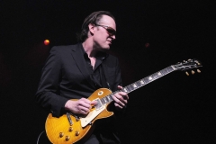 joe-bonamassa-free-track-2015
