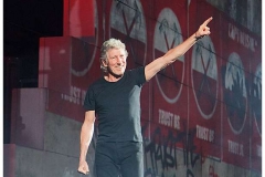 roger_waters_the_wall_bercy_30mai2011_img_3136
