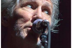 roger_waters_the_wall_bercy_30mai2011_img_3953-thb