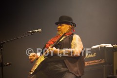 Popa-Chubby-25-ans-de-carriere-Olympia-2015-GuitareTV-28