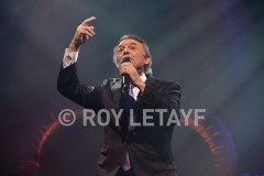 Salvatore-Adamo-Le-Grand-Rex-2015-GuitareTV-02