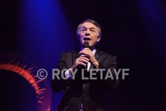 Salvatore-Adamo-Le-Grand-Rex-2015-GuitareTV-21