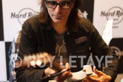 steve-vai_guitaretv_5144