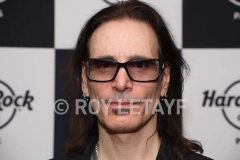 steve-vai_guitaretv_5191