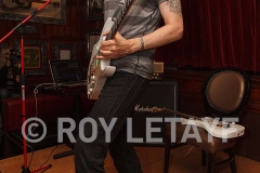 steve-vai_guitaretv_5332