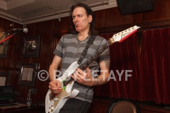 steve-vai_guitaretv_5345