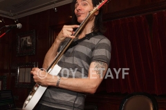 steve-vai_guitaretv_5357