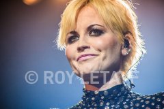 The-Cranberries-Zenith-Paris-2012-GuitareTV-13