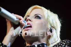 The-Cranberries-Zenith-Paris-2012-GuitareTV-26