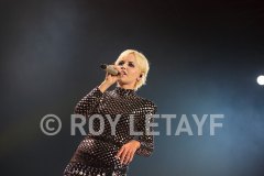 The-Cranberries-Zenith-Paris-2012-GuitareTV-39