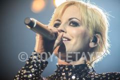 The-Cranberries-Zenith-Paris-2012-GuitareTV-57