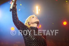The-Cranberries-Zenith-Paris-2012-GuitareTV-60